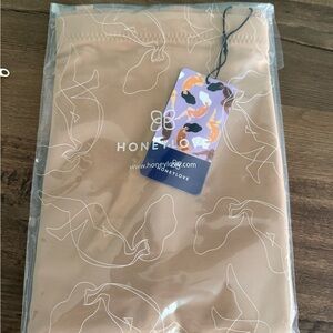 BNWT Honeylove Superpower Thong Sand